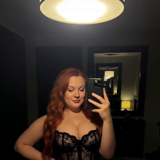 Kneel for your Mistr