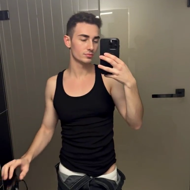 Mid-song vibe, pants